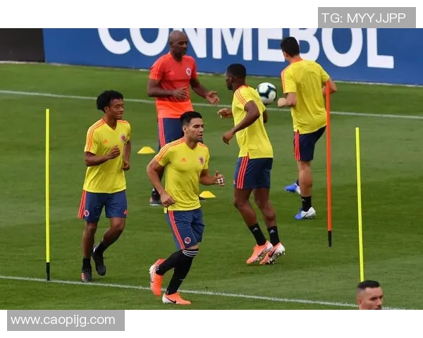 战术拆解:世界杯预选赛为何能掌控比赛节奏?